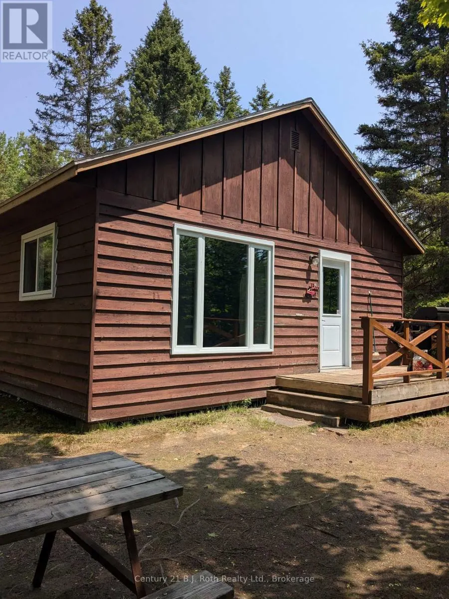 836 LAKE NIPISSING ROAD