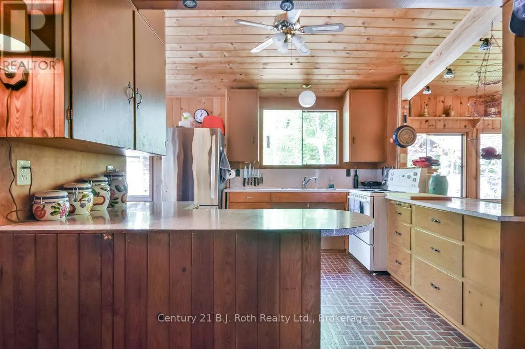 756 BROWNING ISLAND