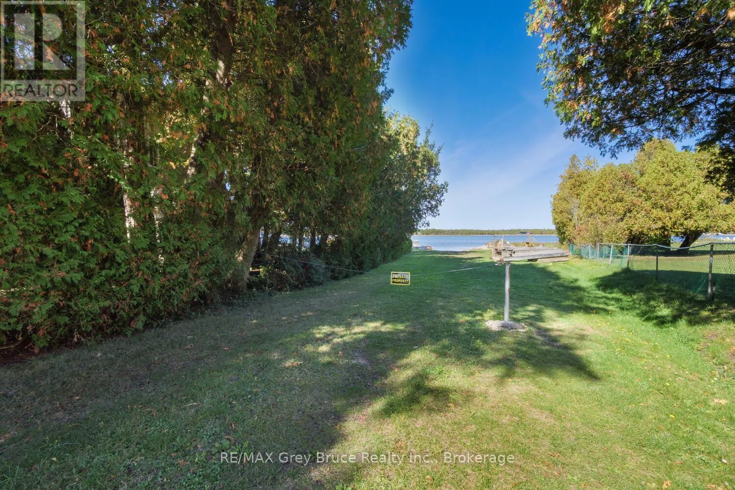 861 PIKE BAY ROAD