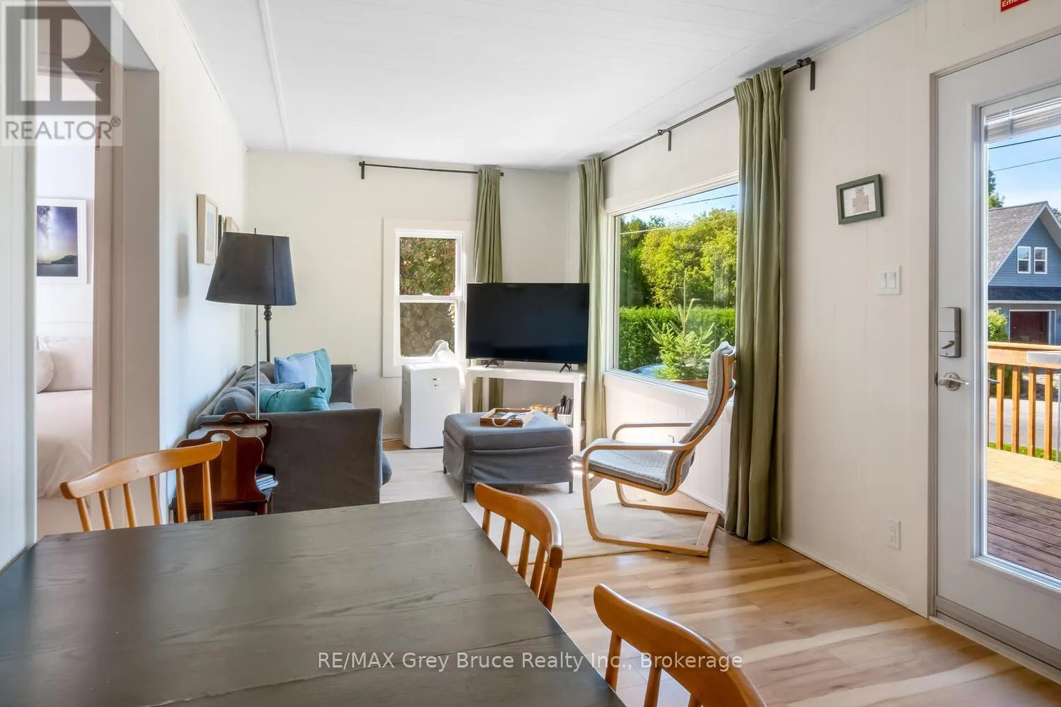 861 PIKE BAY ROAD
