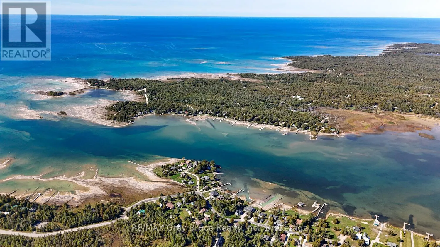 861 PIKE BAY ROAD