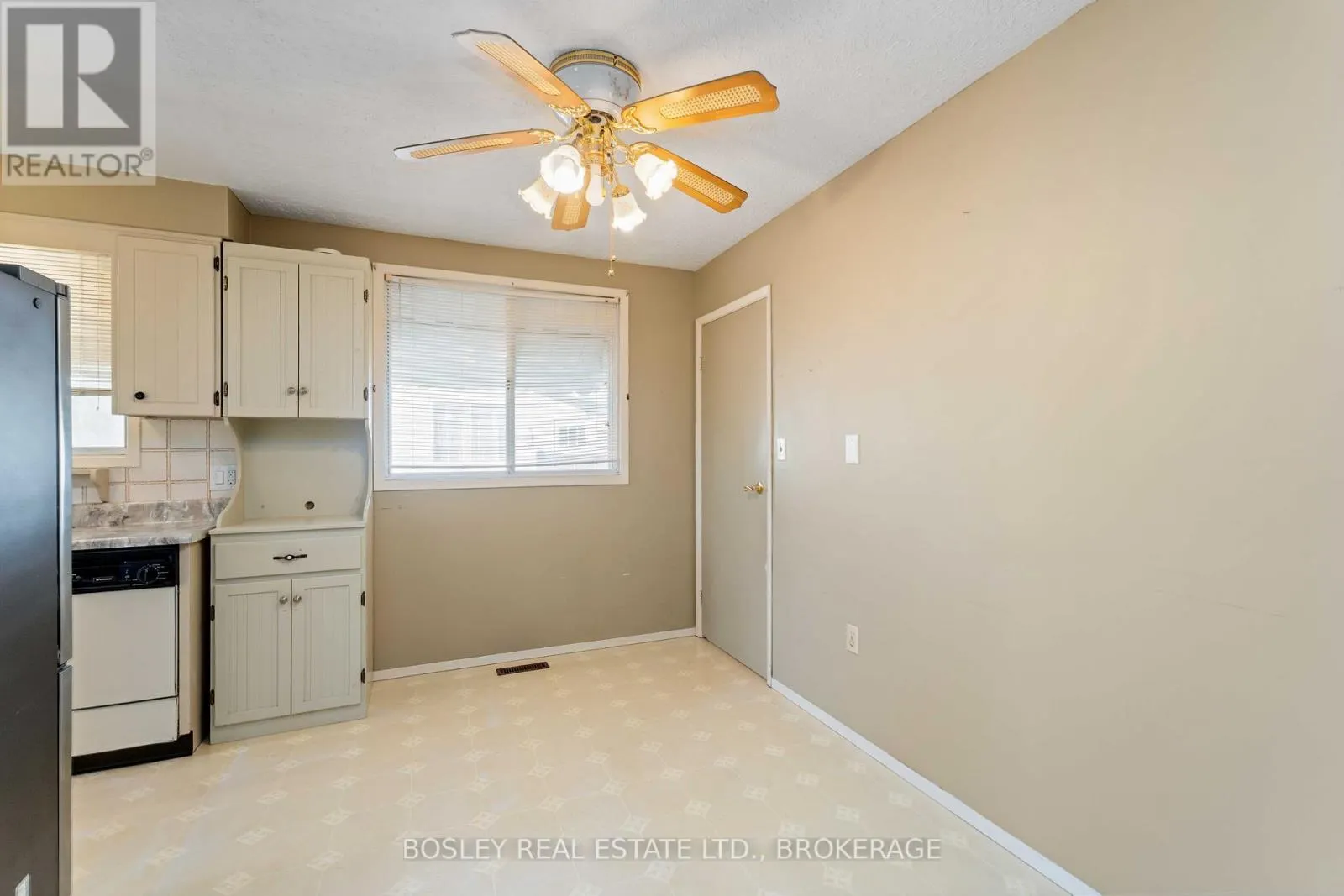 7782 JUBILEE DRIVE