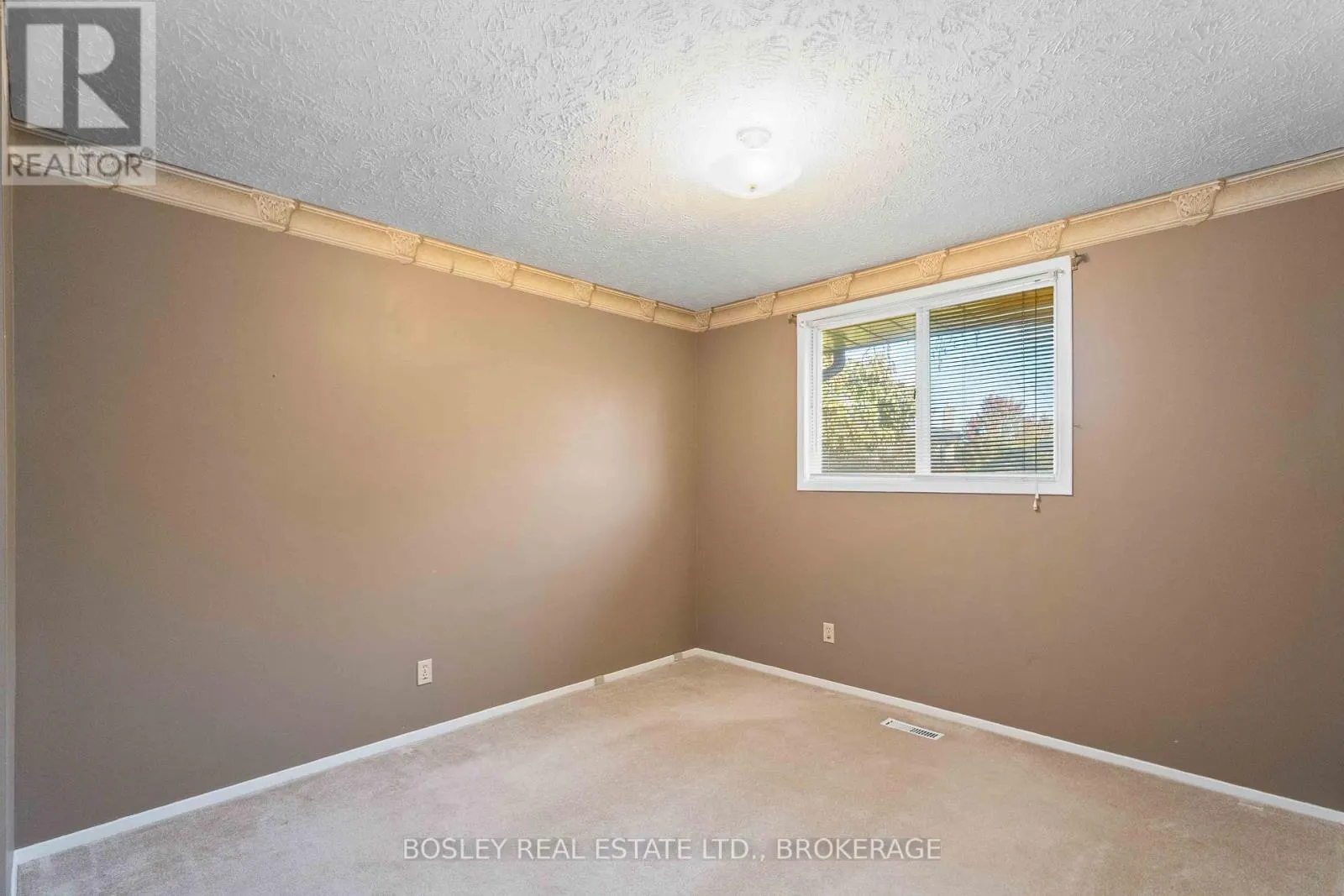 7782 JUBILEE DRIVE