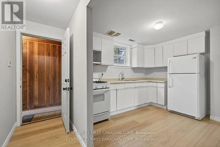 LOWER - 454 SALISBURY STREET, #LOWER
