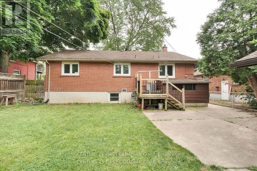 LOWER - 454 SALISBURY STREET, #LOWER