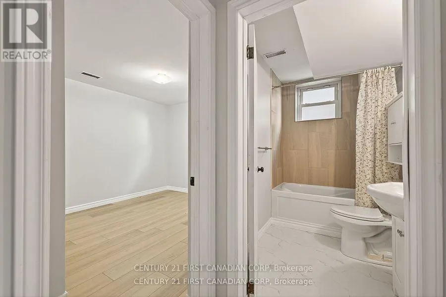LOWER - 454 SALISBURY STREET, #LOWER