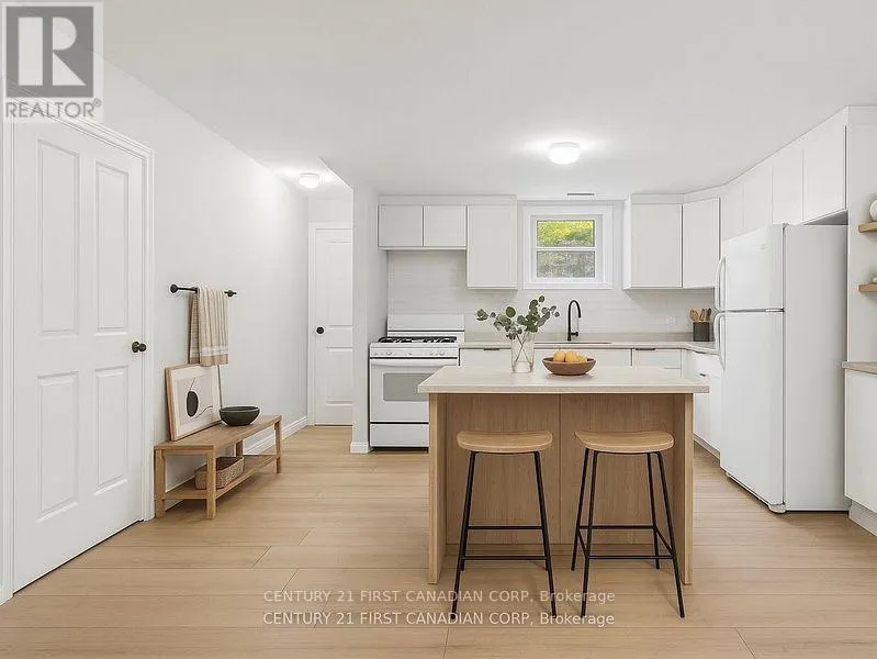 LOWER - 454 SALISBURY STREET, #LOWER