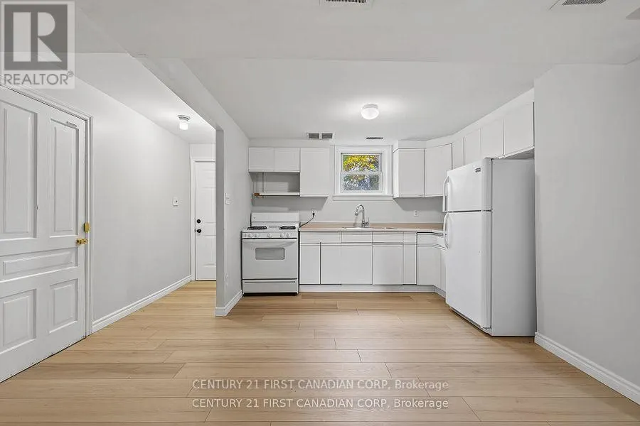 LOWER - 454 SALISBURY STREET, #LOWER