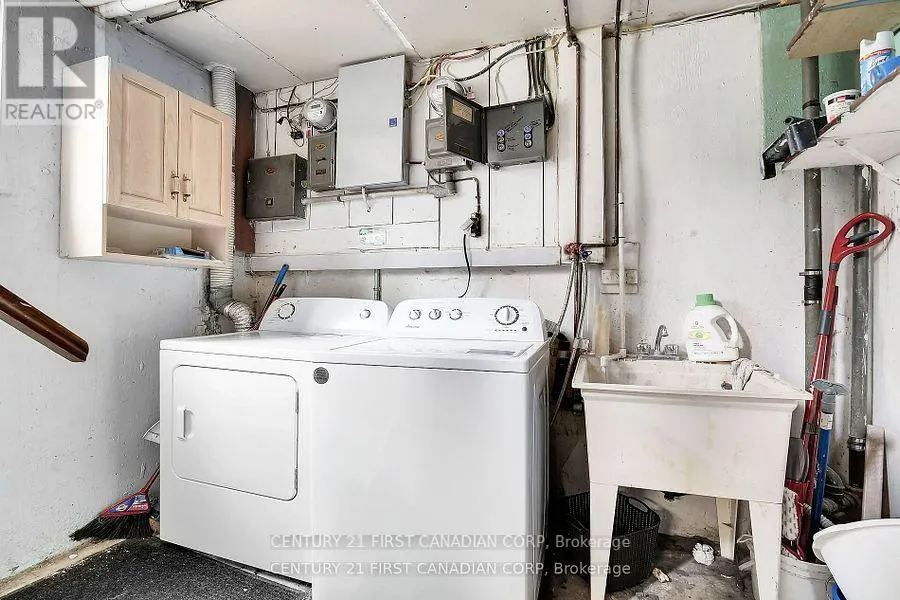 LOWER - 454 SALISBURY STREET, #LOWER