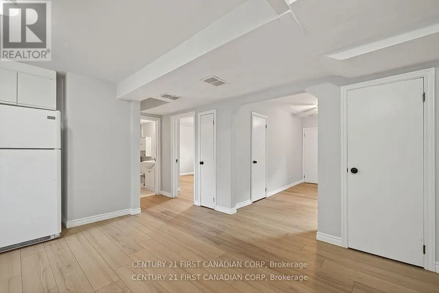 LOWER - 454 SALISBURY STREET, #LOWER
