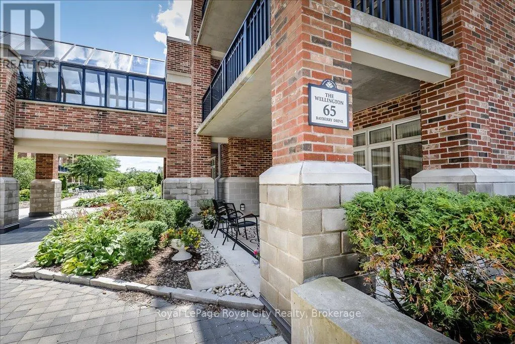 401 - 65 BAYBERRY DRIVE, #401