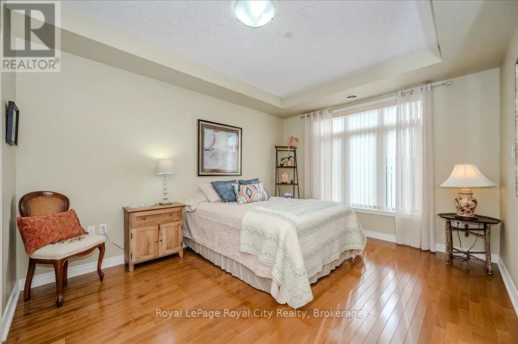 401 - 65 BAYBERRY DRIVE, #401