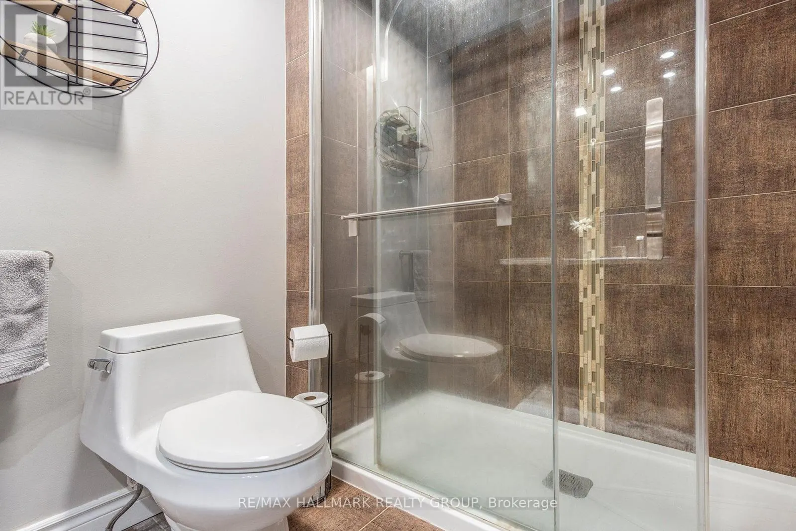 56 KINGS LANDING PRIVATE