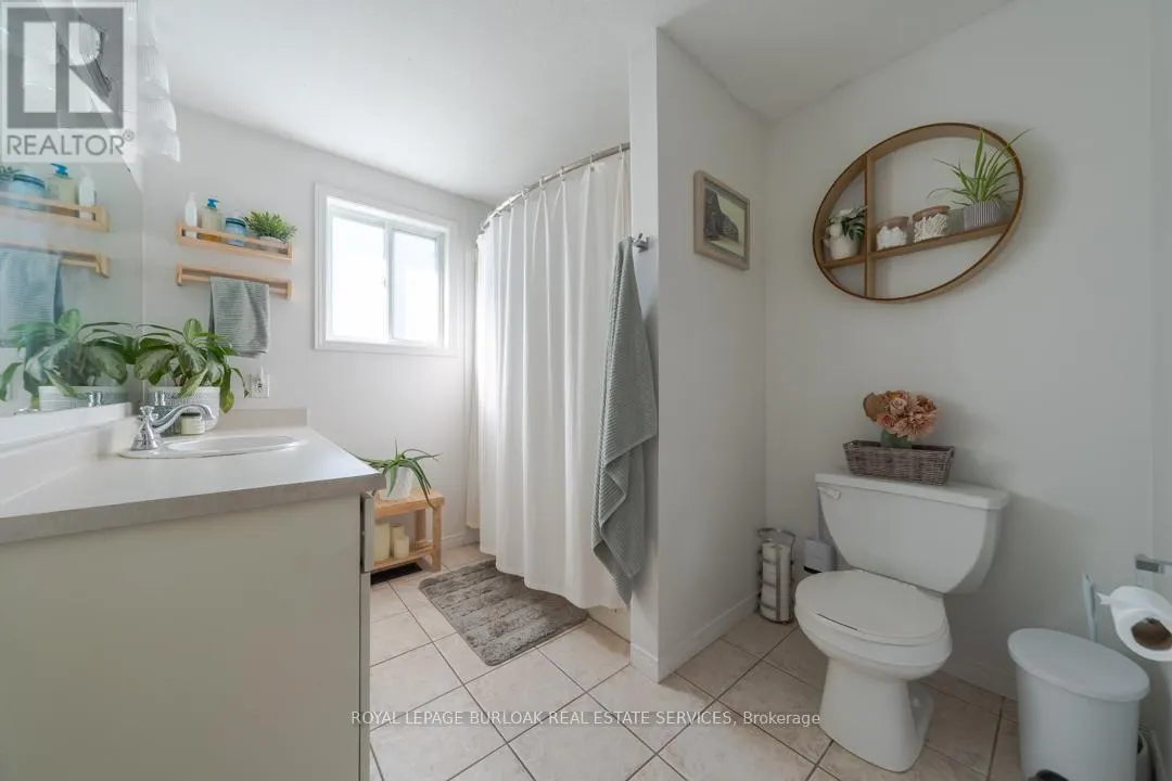 118 SILURIAN DRIVE