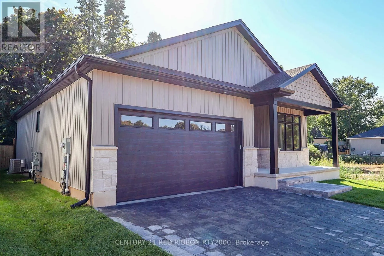 22 - 430 HEAD STREET N, #22