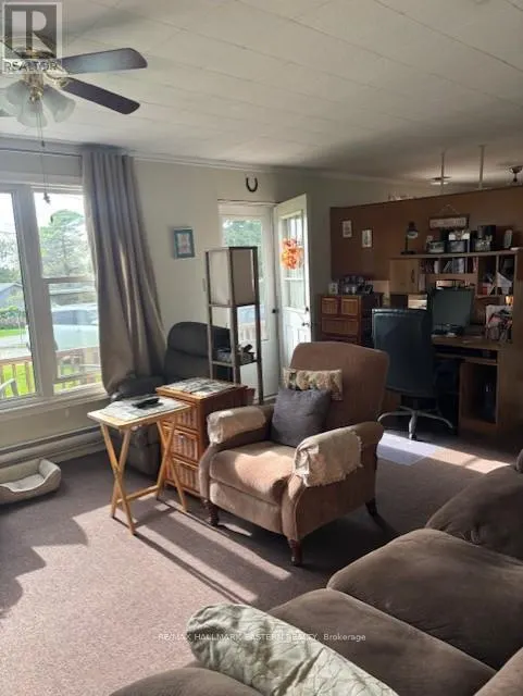 10 SUNSET DRIVE