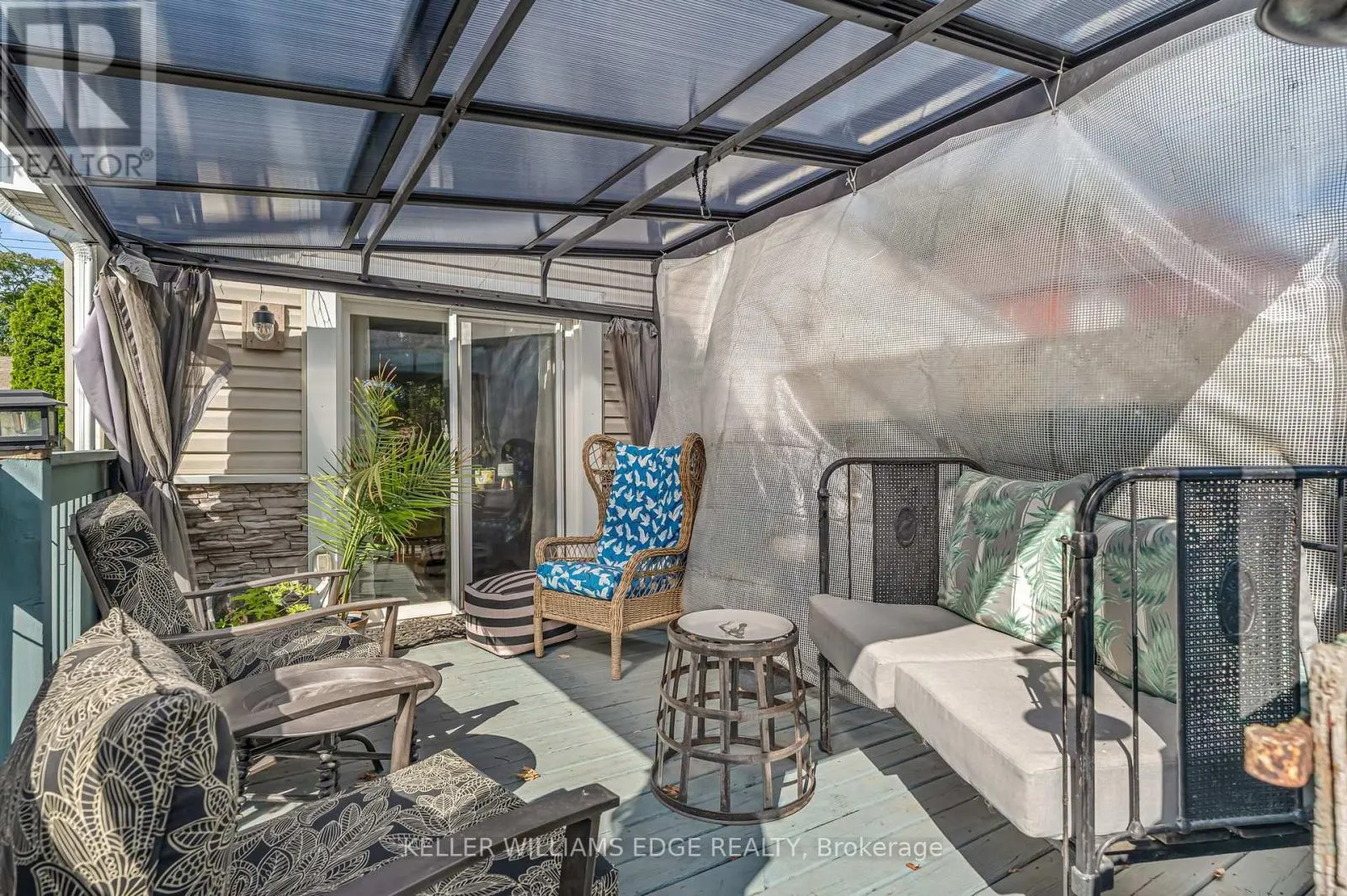 108 EMERALD STREET N
