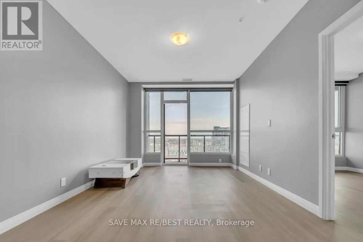 1402 - 104 GARMENT STREET
