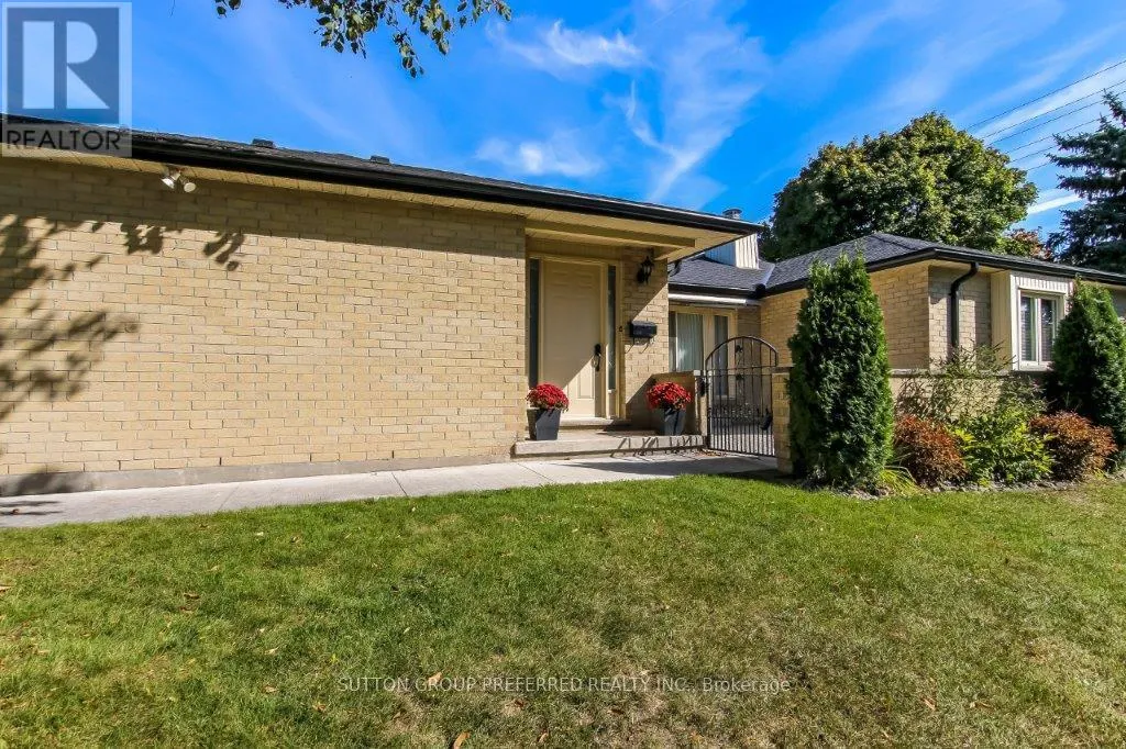 12 - 163 PINE VALLEY DRIVE, #12
