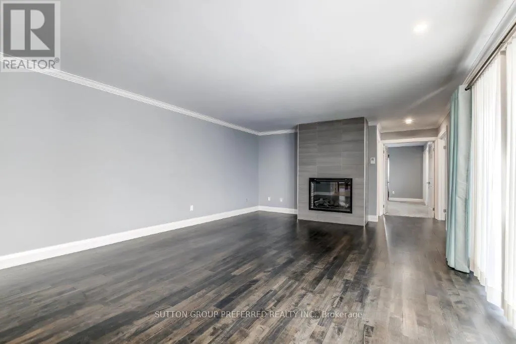 12 - 163 PINE VALLEY DRIVE, #12