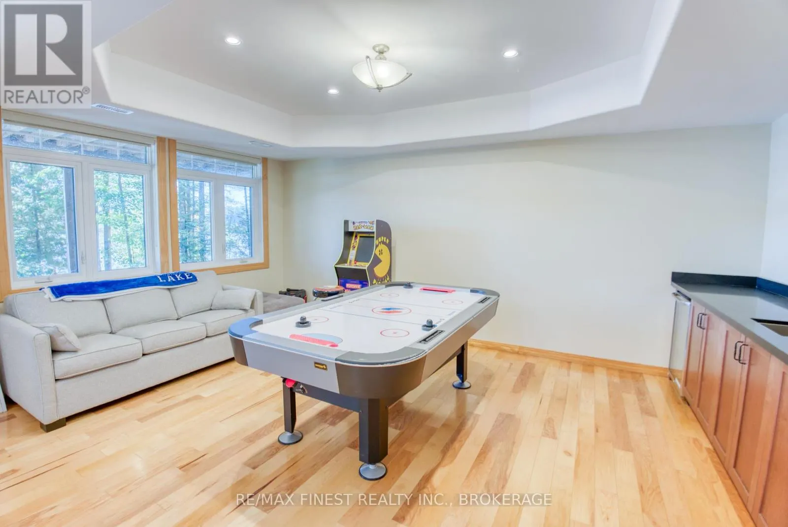 1102B BEBRIS ROAD