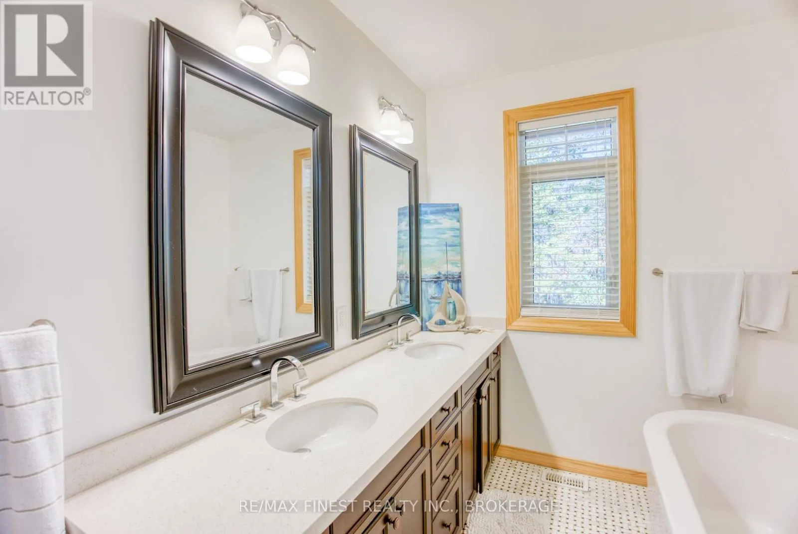 1102B BEBRIS ROAD