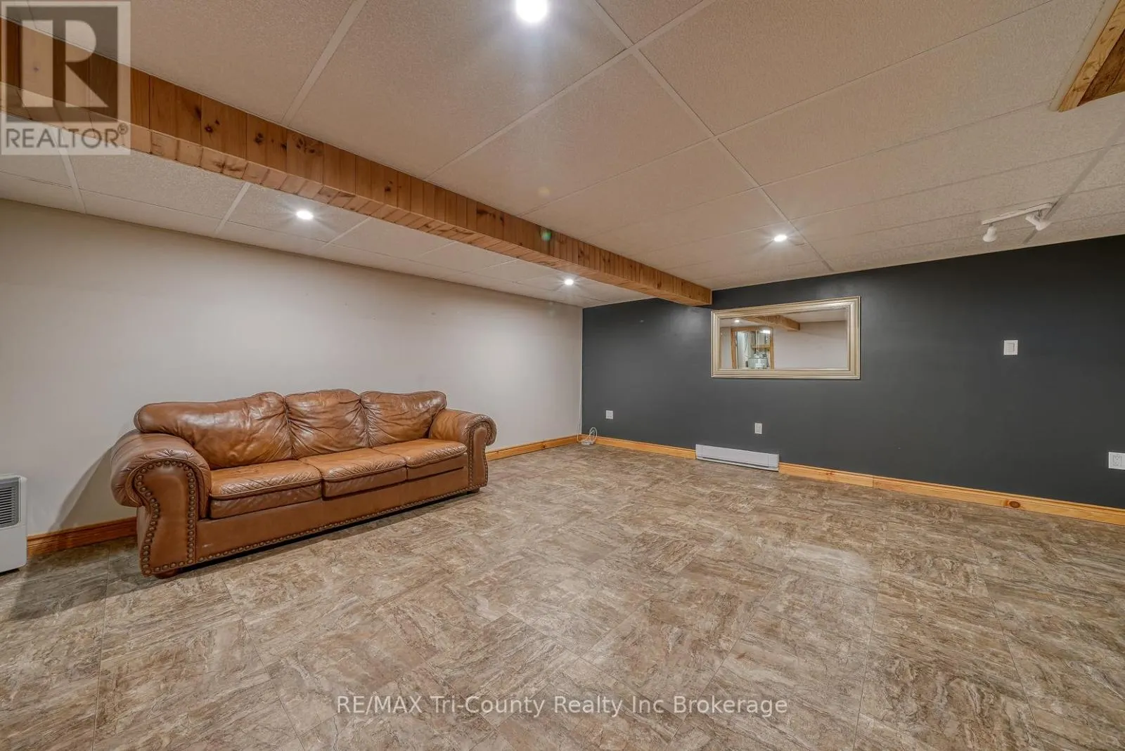 7 - 15 DEVONSHIRE AVENUE, #7
