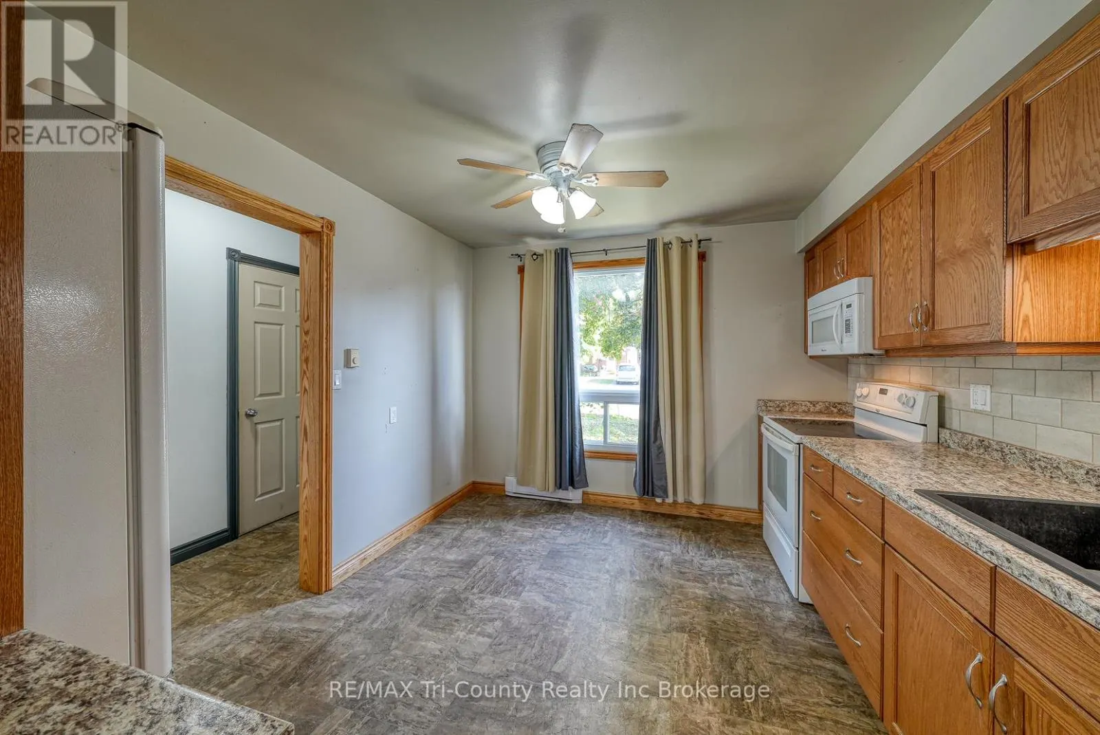 7 - 15 DEVONSHIRE AVENUE, #7