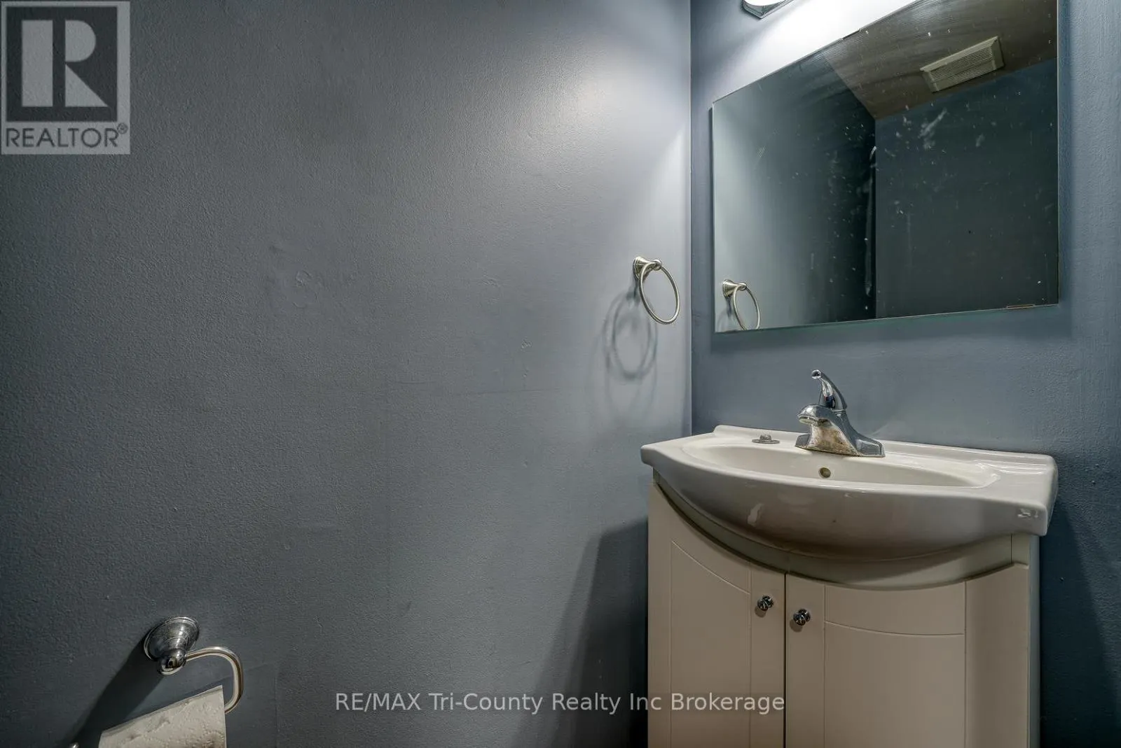 7 - 15 DEVONSHIRE AVENUE, #7
