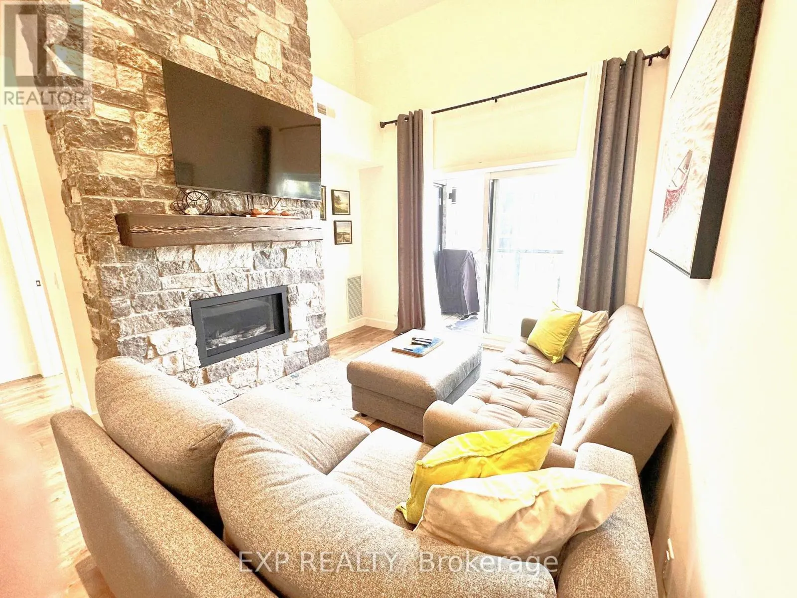 5 - 10 BEAUSOLEIL LANE