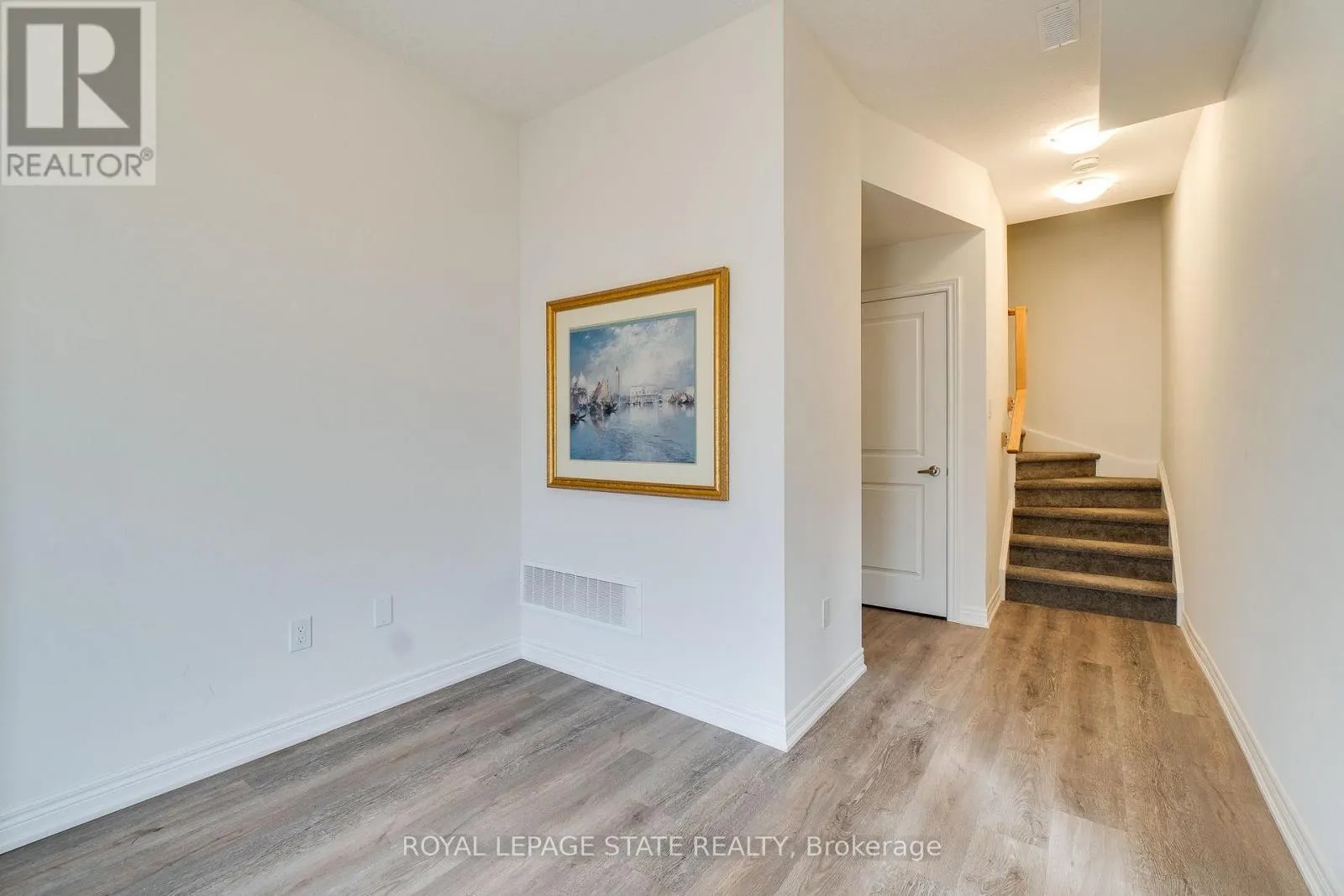 68 DRYDEN LANE