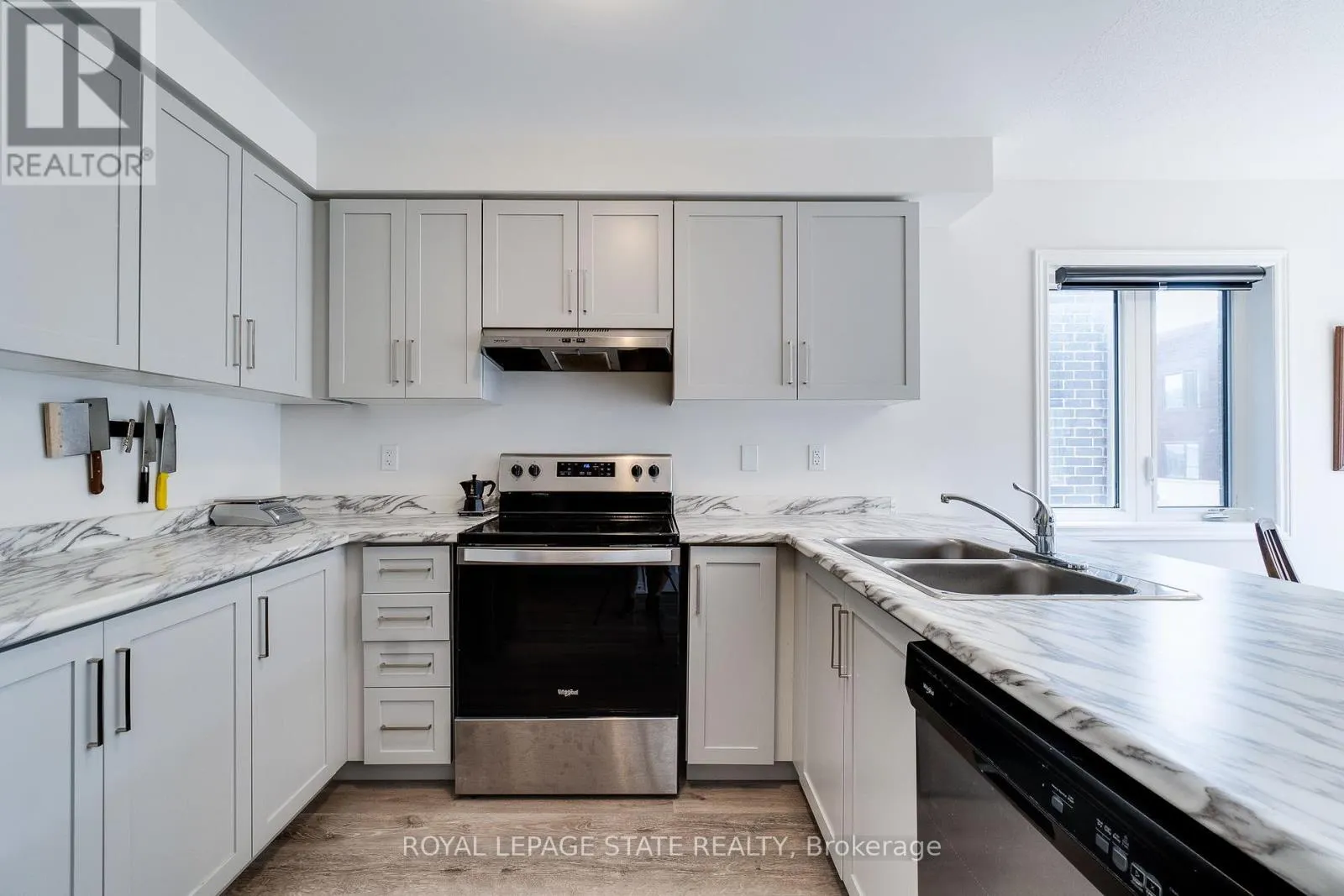 68 DRYDEN LANE