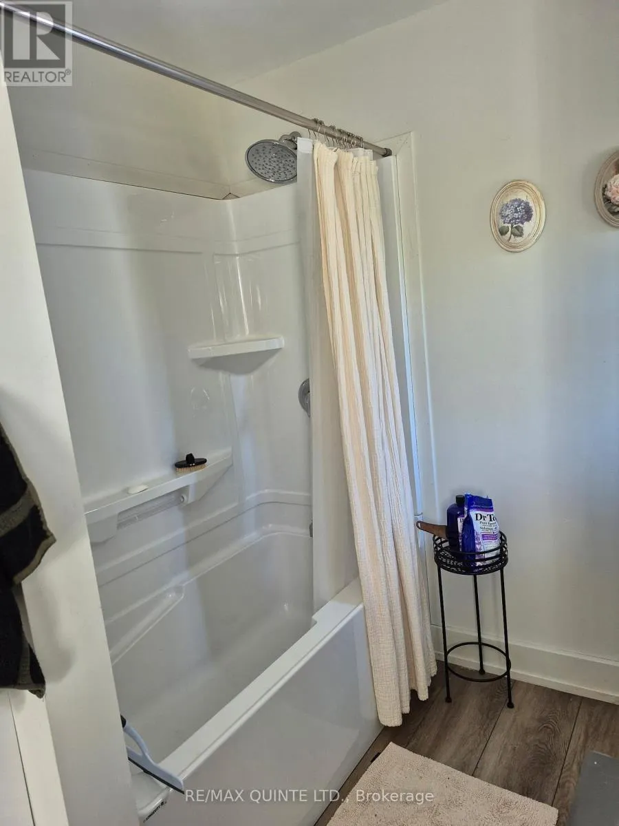 107 ASHLEY STREET