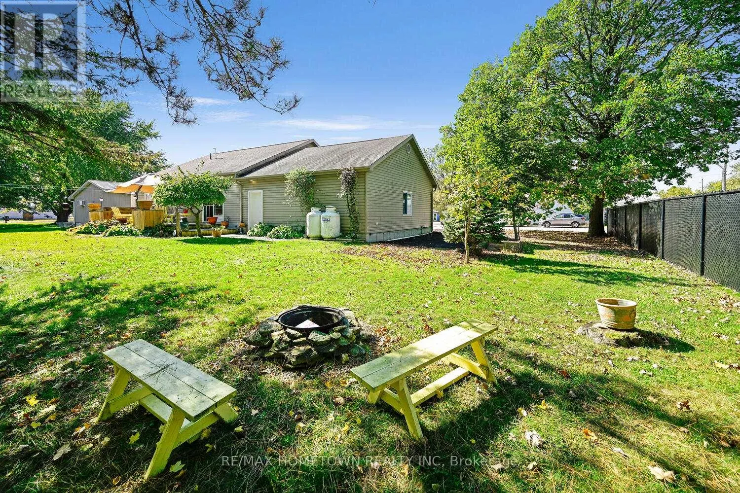 8121 MAIN STREET