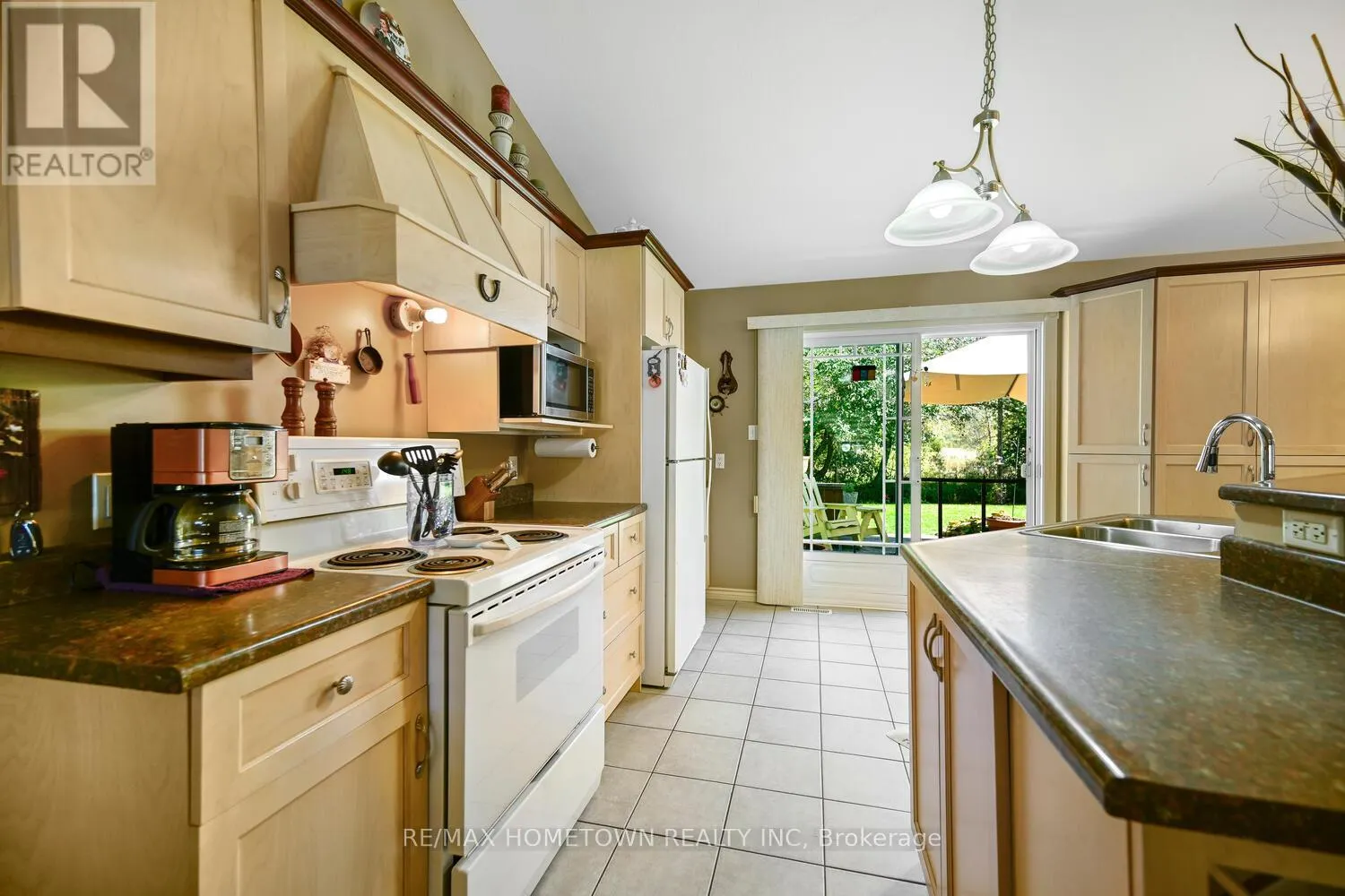 8121 MAIN STREET