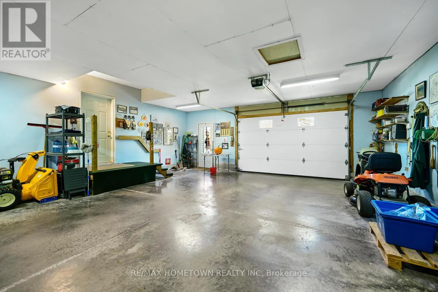 8121 MAIN STREET