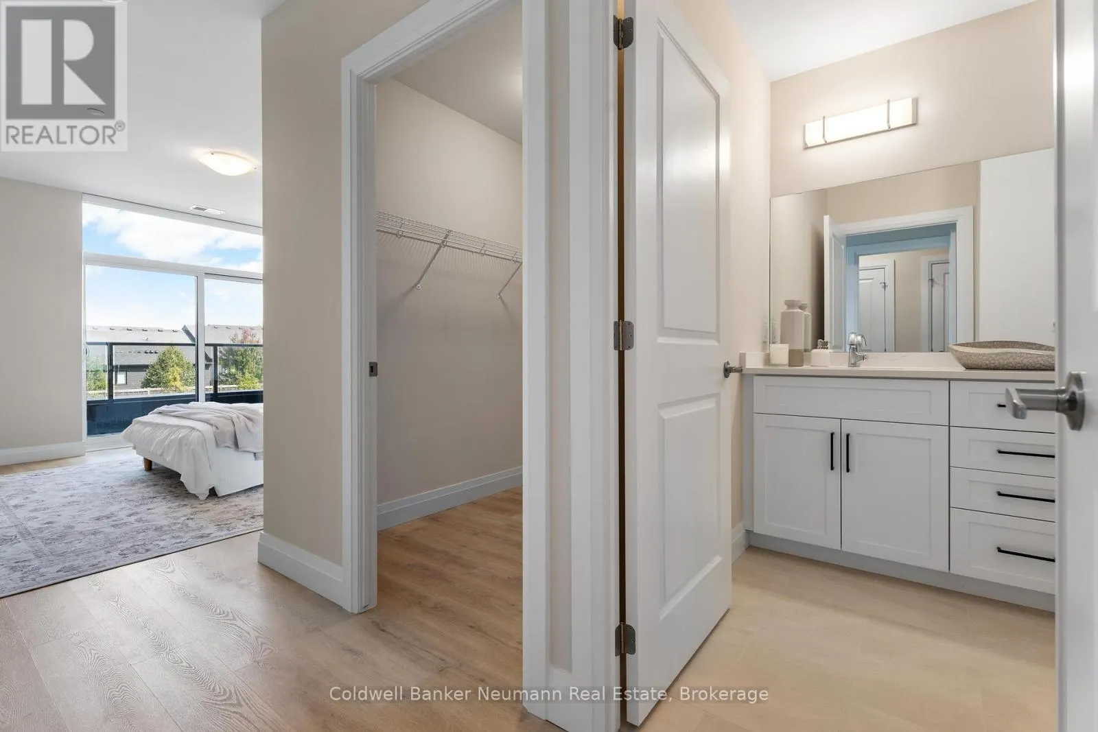 209 - 1882 GORDON STREET, #209