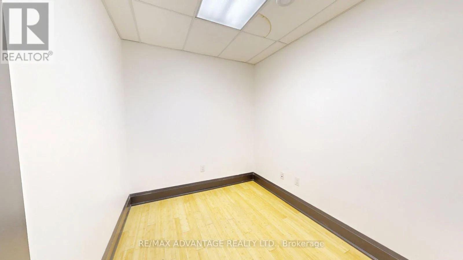 2(A) - 162 WORTLEY ROAD, #2(a)