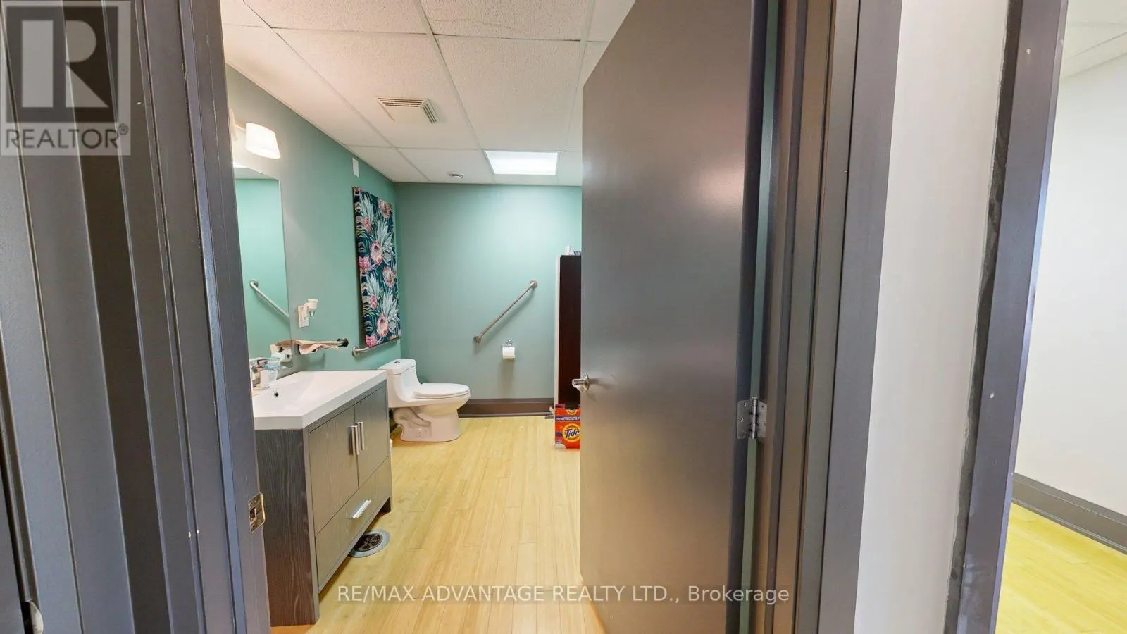 2(A) - 162 WORTLEY ROAD, #2(a)