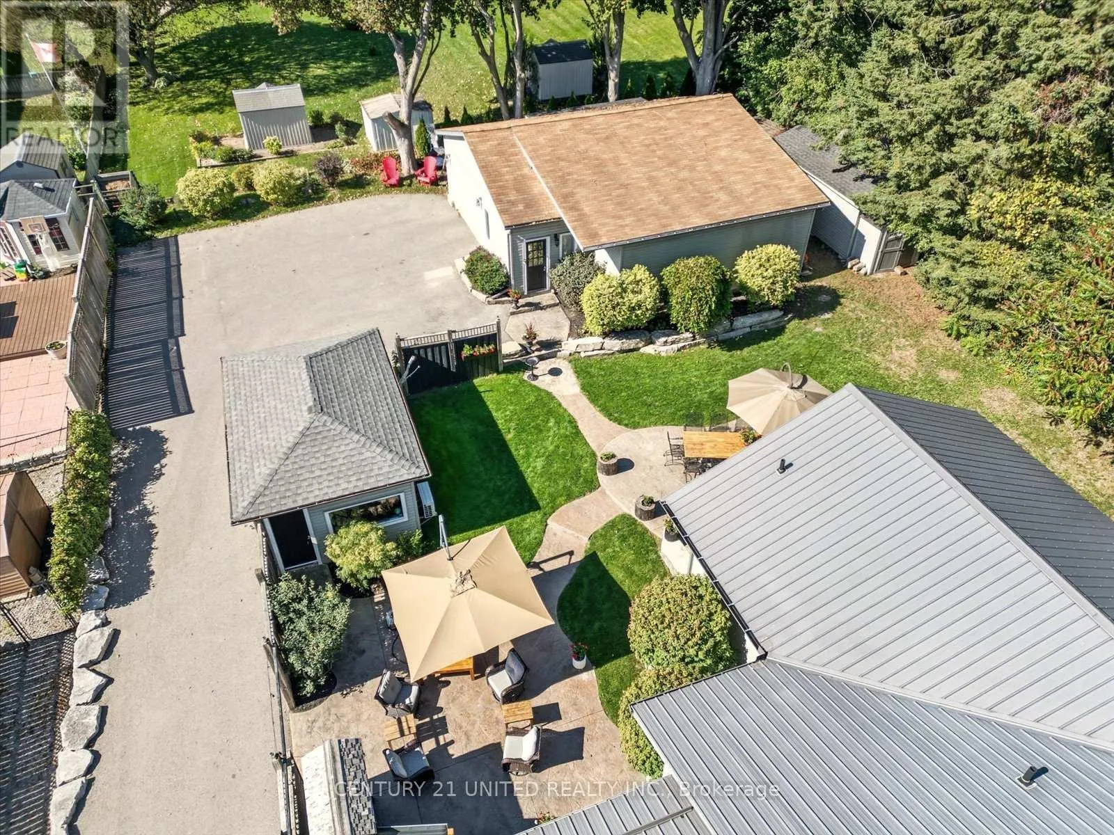 749 SPILLSBURY DRIVE