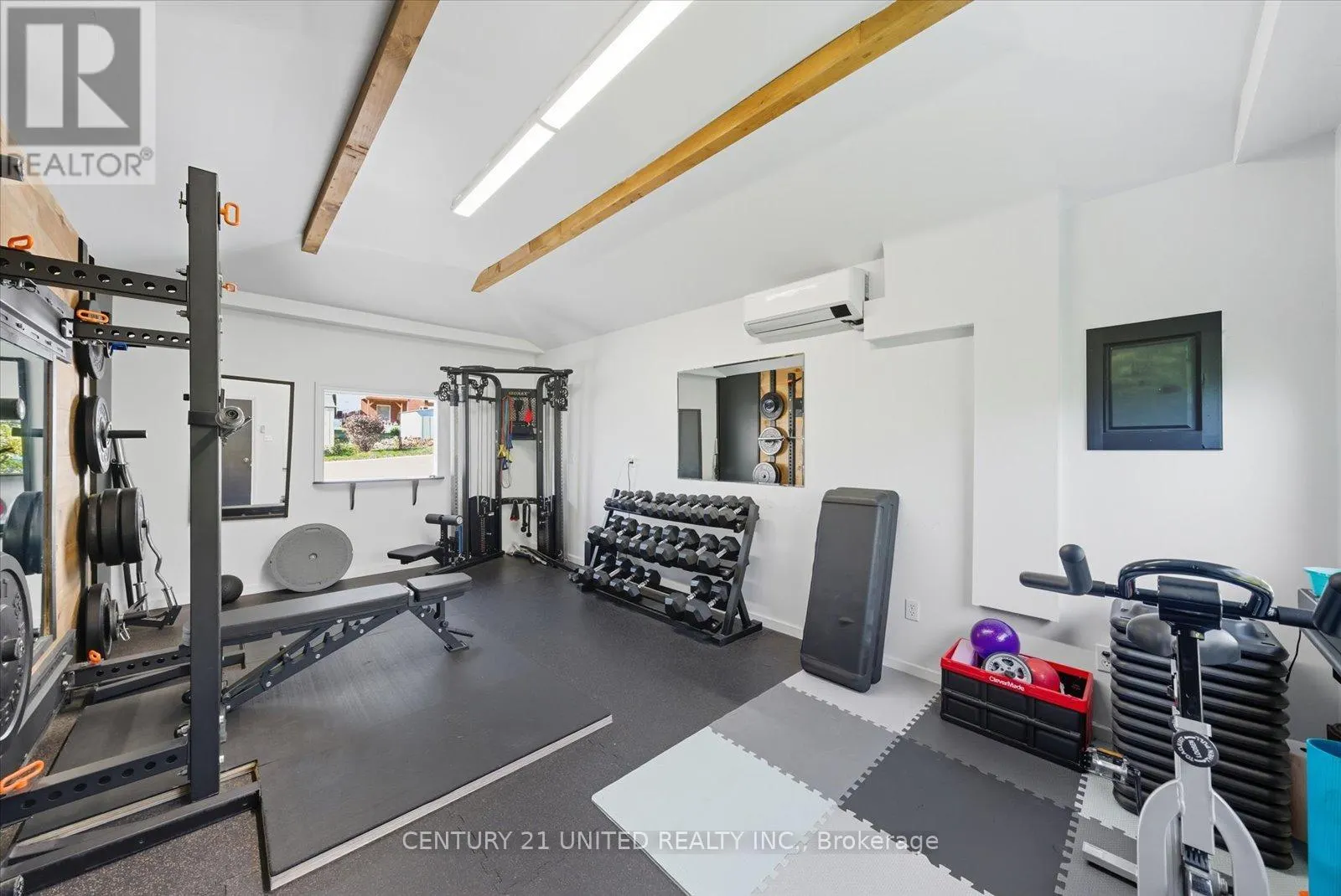 749 SPILLSBURY DRIVE