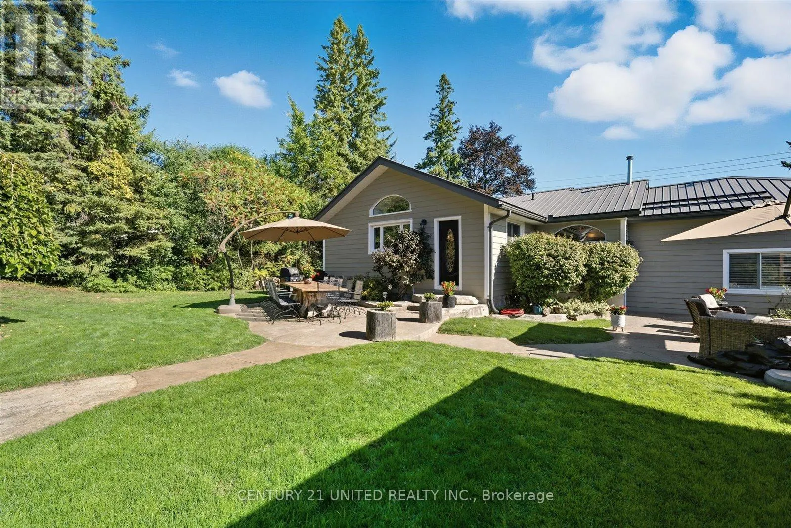 749 SPILLSBURY DRIVE