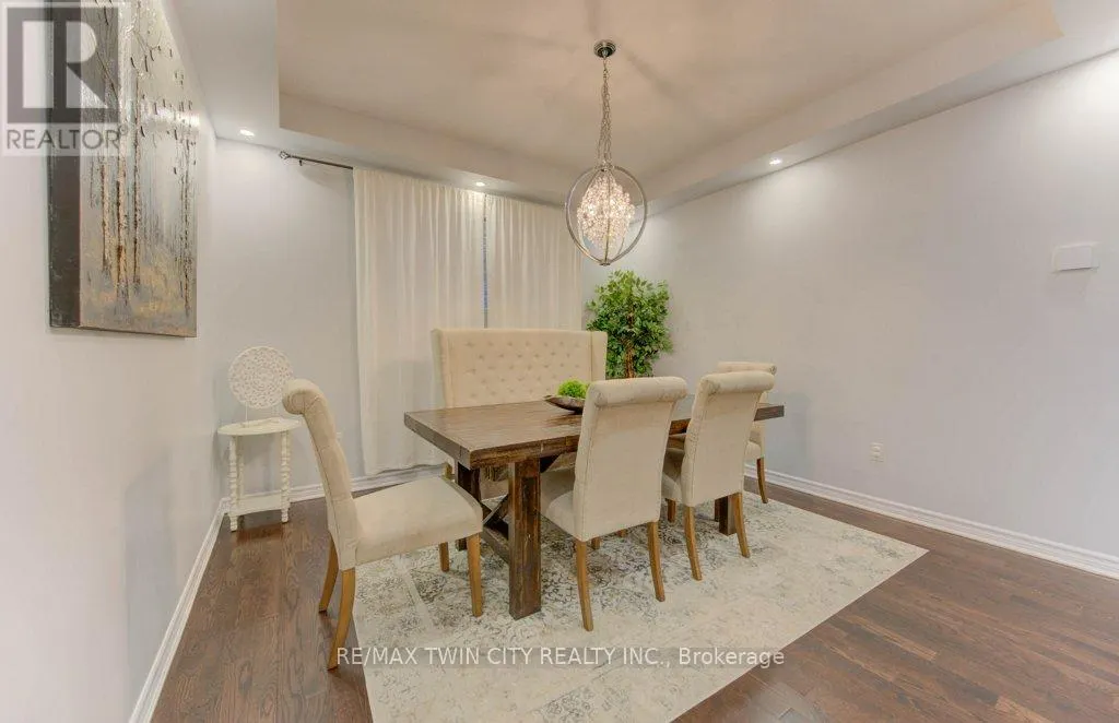 231 GROVEHILL CRESCENT