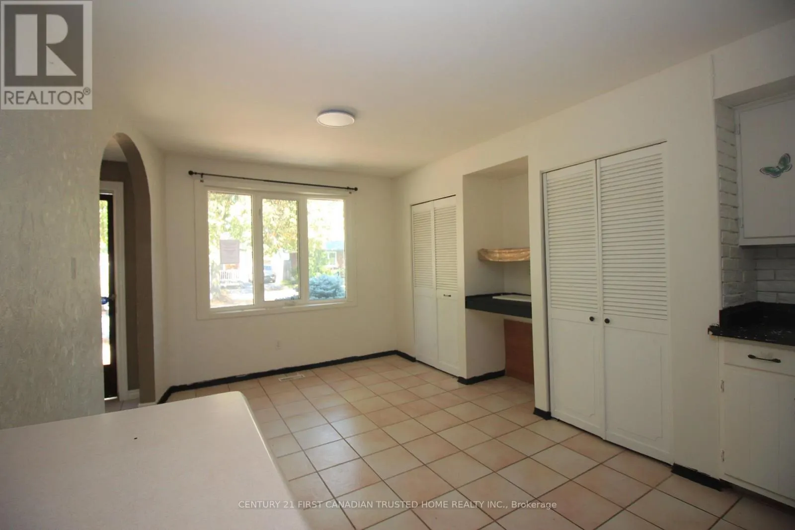 136 LACEY CRESCENT