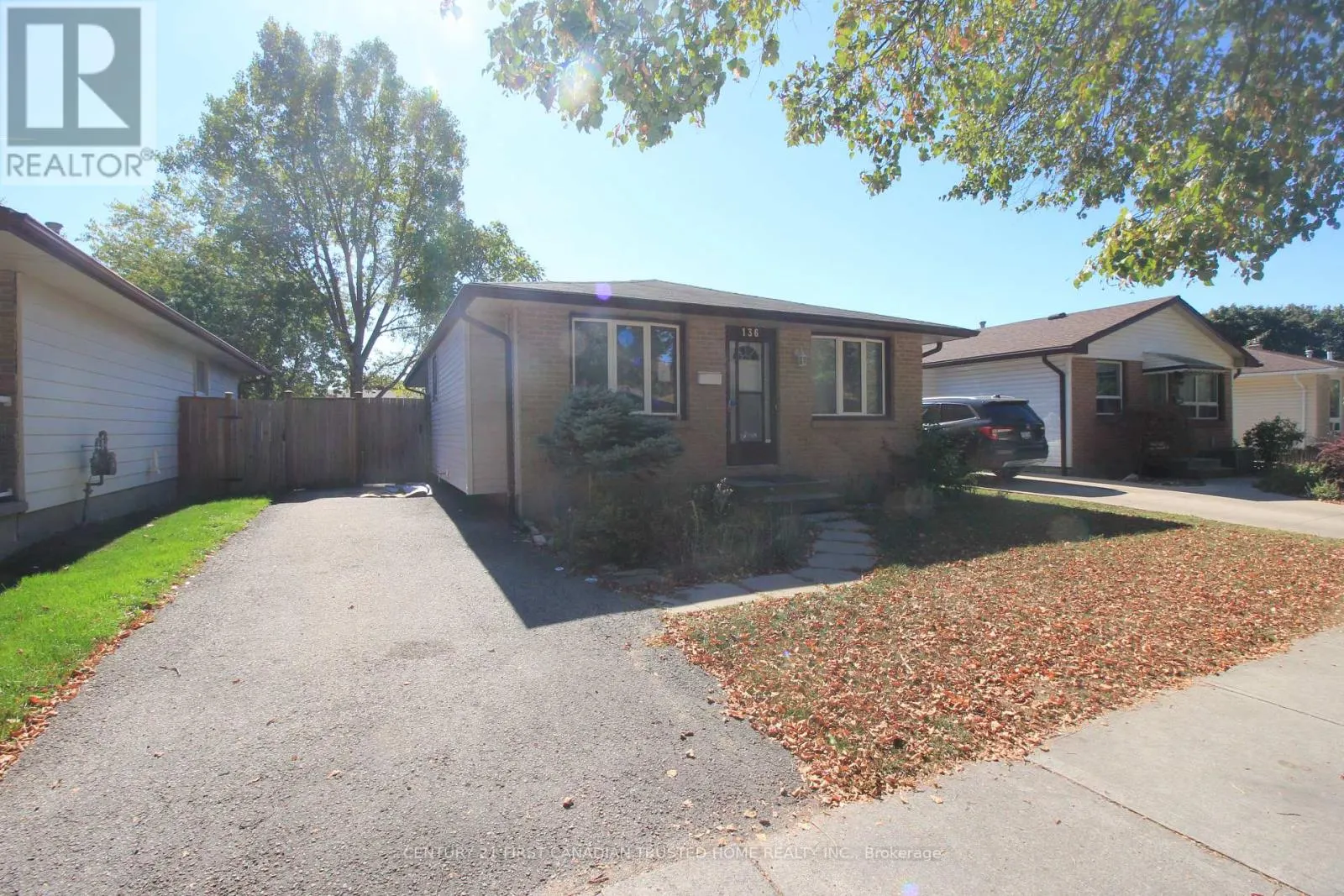 136 LACEY CRESCENT