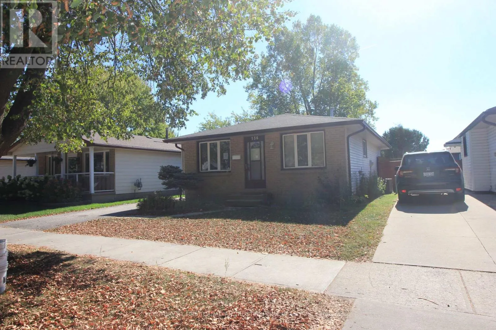 136 LACEY CRESCENT