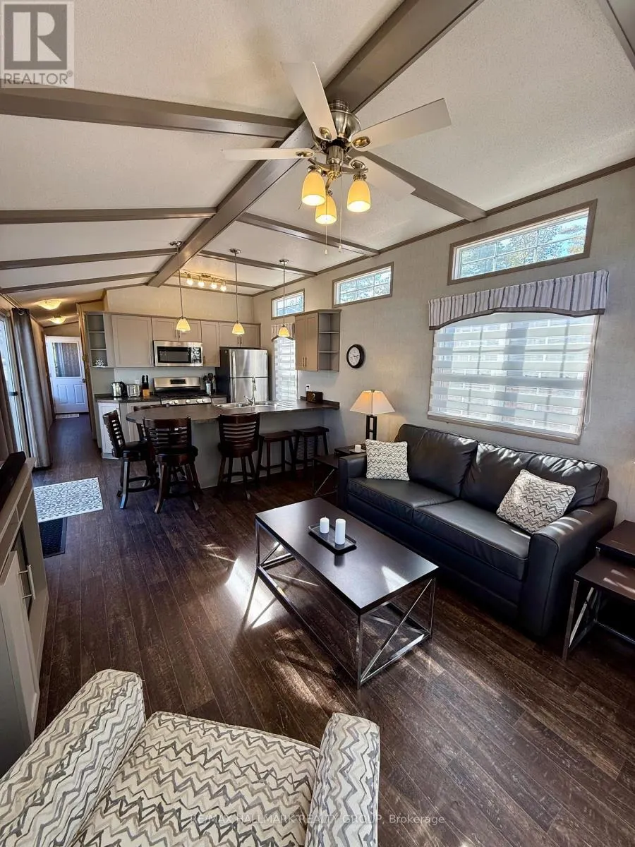 16 - 92 BINGHAM DRIVE