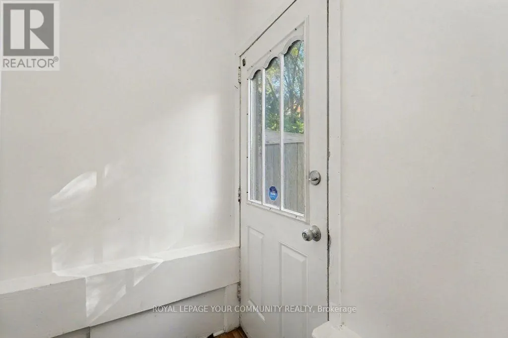 967 MERIVALE ROAD