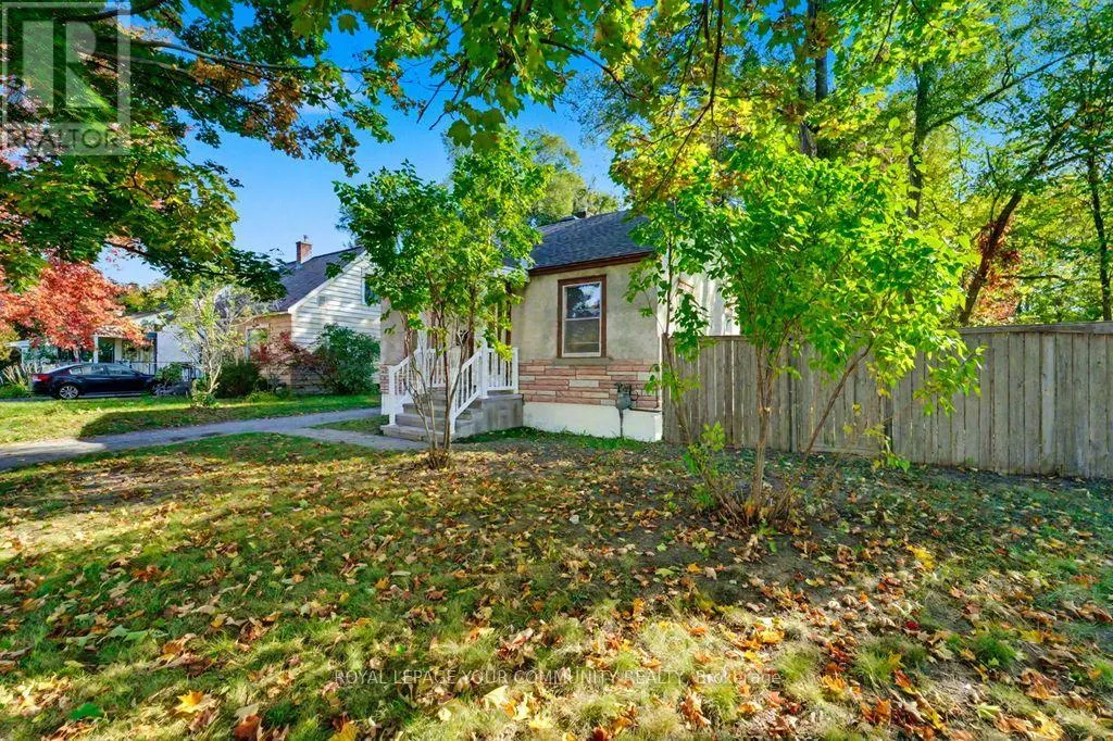 967 MERIVALE ROAD