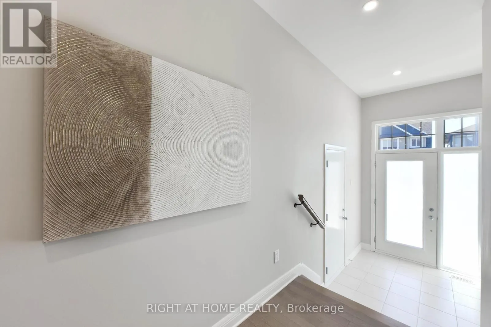 117 ESCARPMENT CRESCENT